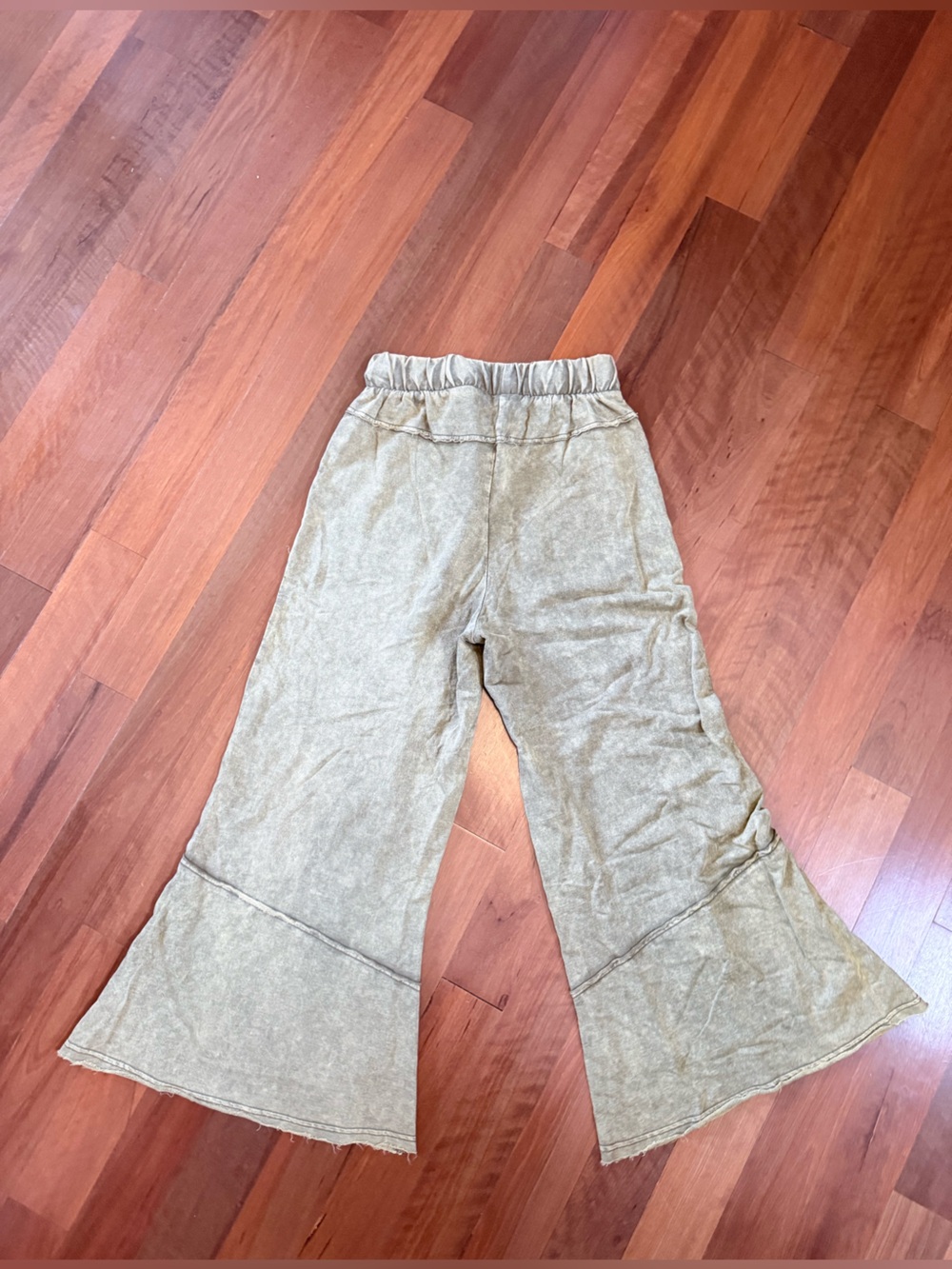 Zenana Outfitters Olive Green Lounge Pants with Drawstring - Picture 3 of 3